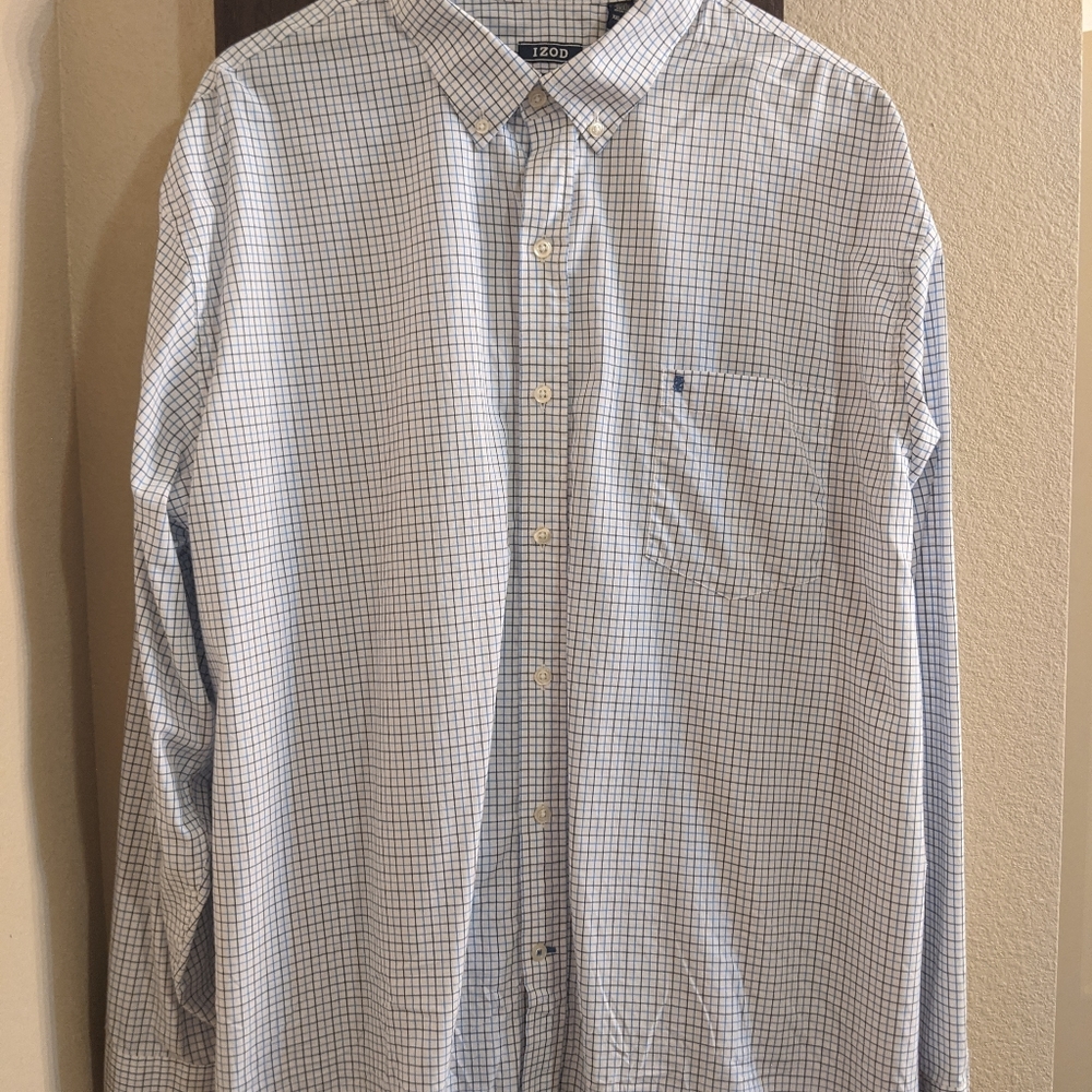 Izod button down